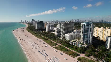 Miami-Skyline-and-Miami-Beach,-4k-aerial
