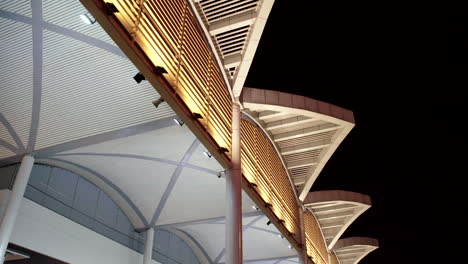 Architectural-view-of-Phnom-Penh-AirPort-by-night,-Cambodia