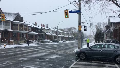 Arctic-blast-brings-an-early-winter-to-Toronto-in-Autumn,-November