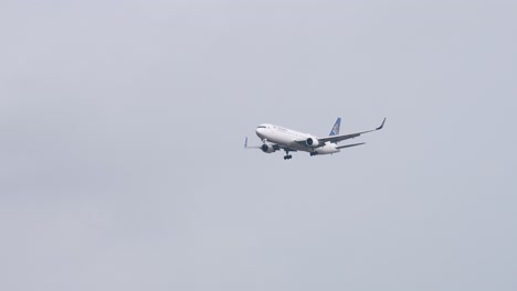 Air-Astana-Boeing-767-3KY-P4-KEB-approaching-before-landing-to-Suvarnabhumi-airport-in-Bangkok-at-Thailand