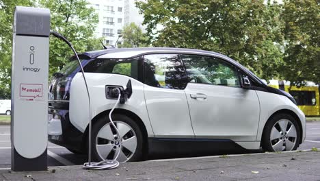 Electric-Vehicle-BMW-i3-at-Innogy-Charging-Station-on-the-Streets