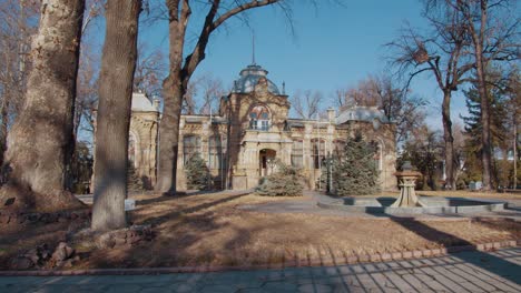 Palacio-Del-Duque-Nikolai-Romanov-En-Tashkent