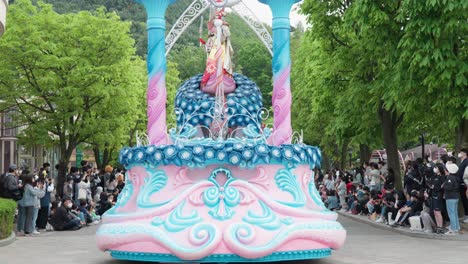 People-Watching-Must-see-Float-Parades-And-Dancers-In-Costume-At-Everland-Amusement-Park-During-Tulip-Festival