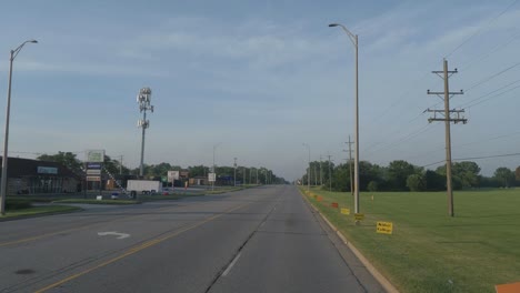 Truck-POV:-Driving-on-an-empty-road-in-Chicago,-Illinois