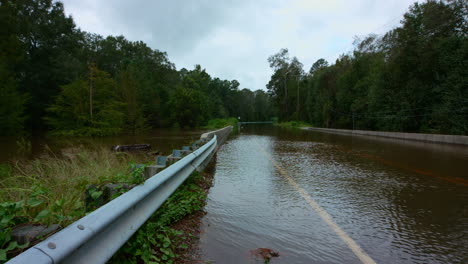 river-flooding-footage-from-hurricane-Florence