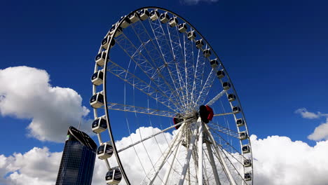 The-Wheel-of-Brisbane-with-Cbus-building-in-background-South-Bank-Queensland-Australia