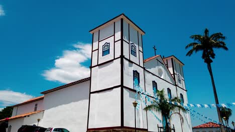 Our-Lady-of-Rosario-Church-in-downtown-Pirenopolis,-Goais,-Brazil