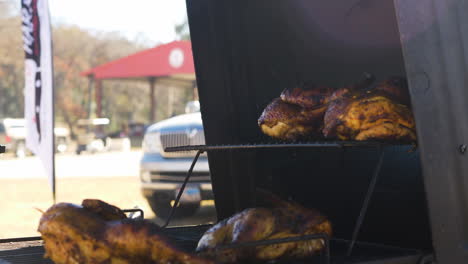 BBQ-Chicken-in-a-BBQ-Pit-at-a-Cook-off-in-Texas
