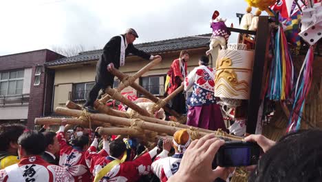 Two-Sagicho-floats-locked-in-battle-in-annual-festival