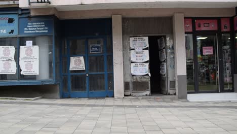 Plakate-Der-Gemeinschaft-Serbischer-Gemeinden-In-Kosovska-Mitrovica
