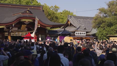 Crowd-Celebration-Festivals-of-Honensai-at-Tagata-Shrine