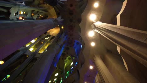 Ceiling-Of-La-Sagrada-Familia-Basilica-Designed-By-Gaudi-In-Barcelona,-Spain---low-angle