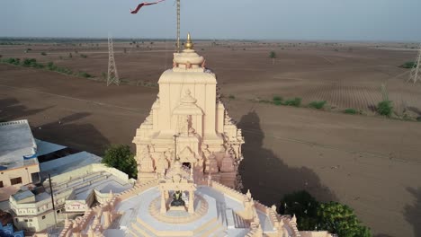 Jain-temples-on-top-of-Shatrunjaya-hill