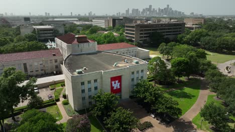 University-of-Houston-campus-and-downtown-urban-city-skyline-in-distance