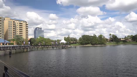 Beautiful-Uptown-Park-and-Lakes-at-Altamonte-Springs-Florida-with-walkways