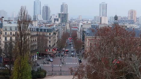 timelapse-of-paris-street-from-buttes-chaumont-hill-in-Paris