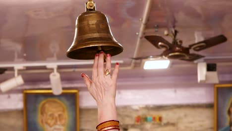 820+ Temple Bell Stock Illustrations, Royalty-Free Vector Graphics & Clip  Art - iStock | Hindu temple bell, Temple bell hand, Chinese temple bell