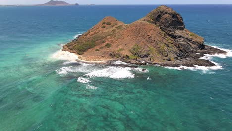 Aerial-footage-of-a-fly-over-of-the-Mokulua-Islands