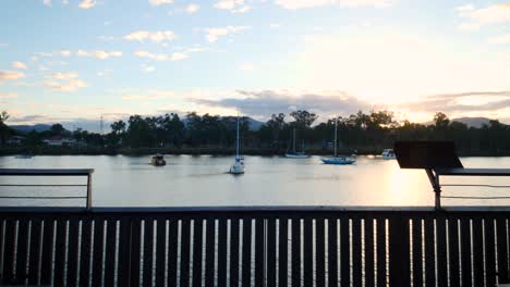 Quiet-Riverside-Park,-Rockhampton---Sunrise