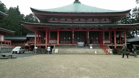 Roter-Shinto-Tempel-In-Nikko,-Japan