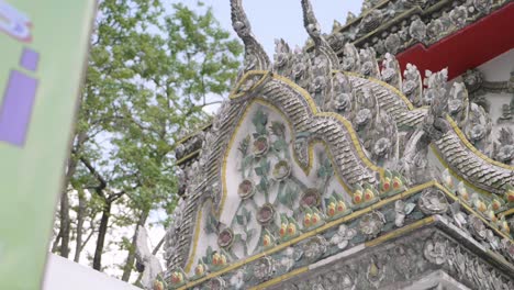 Thai-Temple,-Wat,-Roof-Architecture-Craft