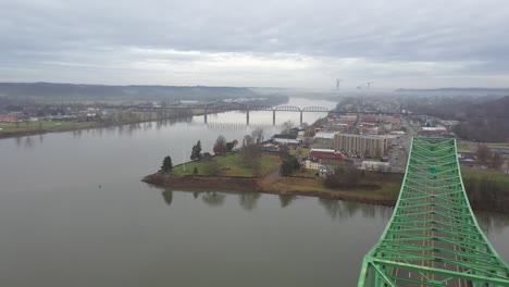 Green-Bridge-over-Ohio-River-West-Virginia