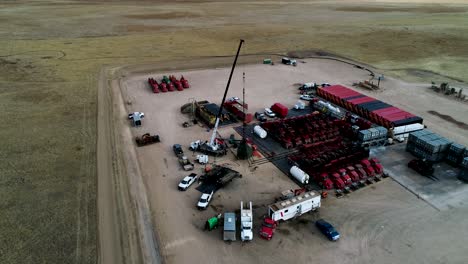 Low-level-half-orbit-of-a-hydraulic-fracturing-operation-on-the-plains-of-Eastern-Colorado-2021