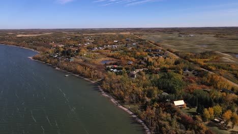 4k-aerial-view-of-Buffalo-lake-near-Stettler,-Alberta
