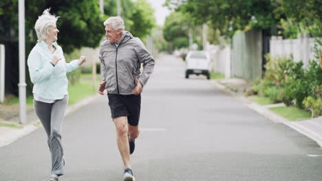 Fitness,-Laufen-Und-Glückliches-älteres-Paar