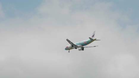 Bangkok-Airways-Airbus-A320-232-HS-PGW-approaching-before-landing-to-Suvarnabhumi-airport-in-Bangkok-at-Thailand