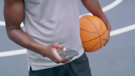 Die-Beste-App,-Um-Ihre-Basketballfähigkeiten-Zu-Verbessern