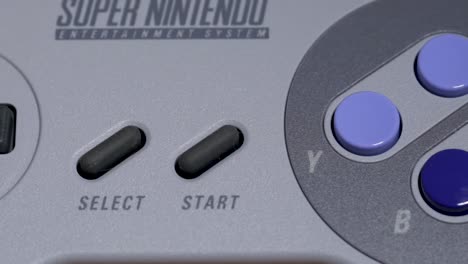Nahaufnahme-Des-Super-Nintendo-Videospielkonsolen-Controllers