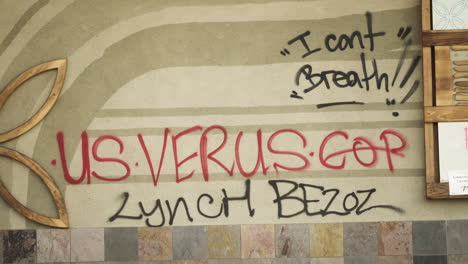 I-can't-breath,-BLM-street-art-on-Los-Angeles-city-wall,-public-reading-messages