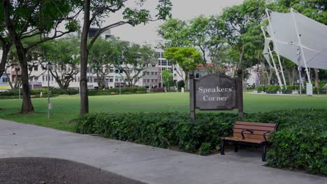 Speakers'-corner-sign-at-Hong-Lim-Park