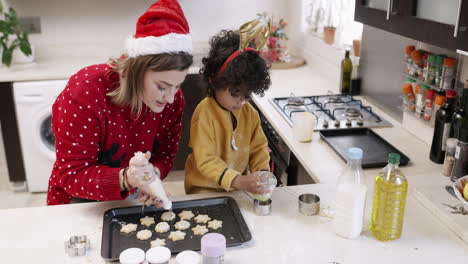 Time-to-make-these-cookies-look-more-festive
