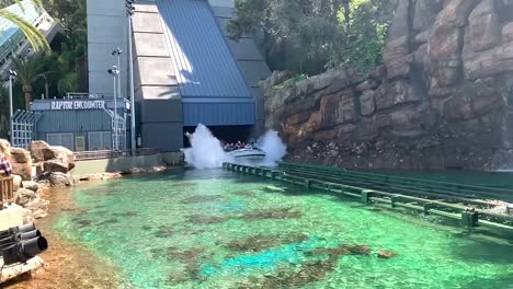 A-25-passenger-boat-on-the-new-Jurassic-World-ride-drops-down-84ft-making-a-ginormous-splash