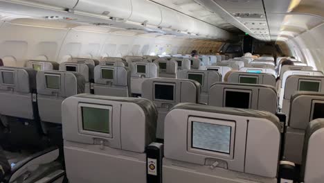 Empty-Airplane-Seats-During-Corona-Virus-Pandemic