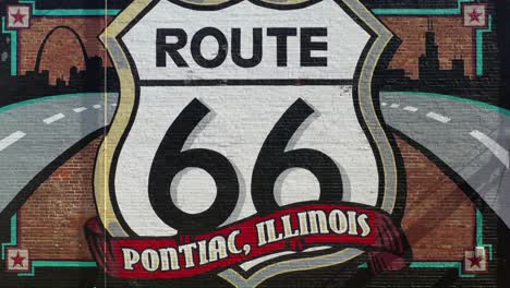 Amazing-Route-66-Pontiac-Illinois-Wall-Mural,-Aerial-Reveal