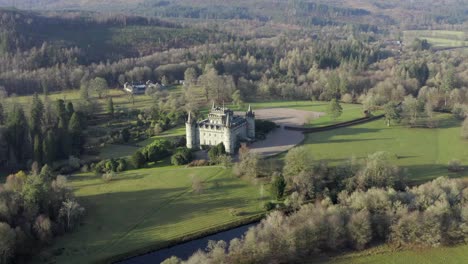Aerial-view-of-Inveraray-Castle-on-a-sunny-day-in-Argyll,-Scotland