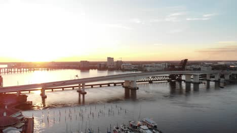 Acosta-Bridge-and-Interstate-95-in-Jacksonville,-Florida-During-Sunset