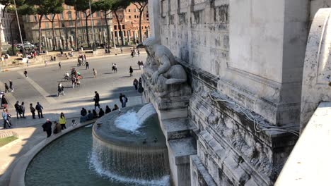 Fountain-in-Rome,-part-of-Altar-of-Fatherland-building