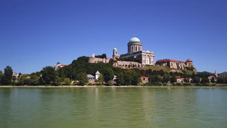 Slow-pan-on-the-river-Danube-at-the-Esztergom-Basilica