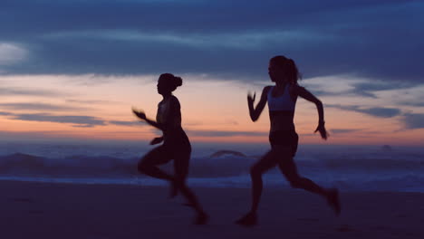 Fitness,-Ejercicio-Y-Mujeres-Saludables-En-Forma-Corriendo