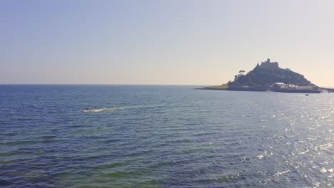 Abfahrt-Von-St.-Michaels-Island-In-Einem-Touristenboot-England