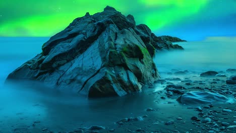 The-Nordic-Sea-Monster-moving-under-the-Northern-Lights---Animation