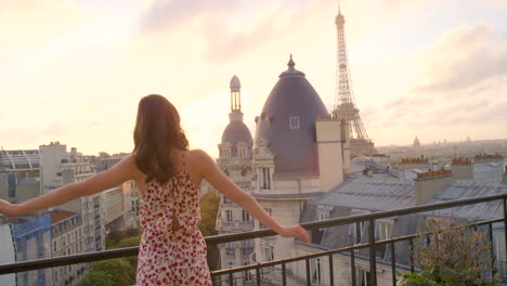 Eiffel-in-love-with-this-beautiful-city