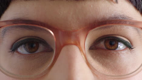 Closeup-portrait-of-a-woman-wearing-glasses
