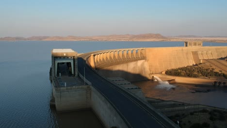 Dam-Wal-Water-Resevoir-4K