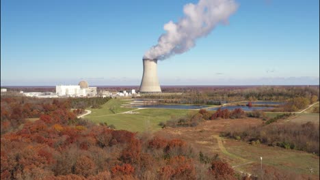 Nuclear-power-plant-with-steam-going-out