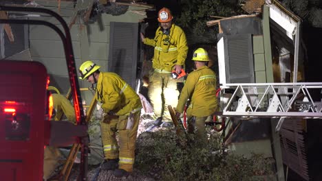 firefighters-perform-dangerous-rescue-at-home